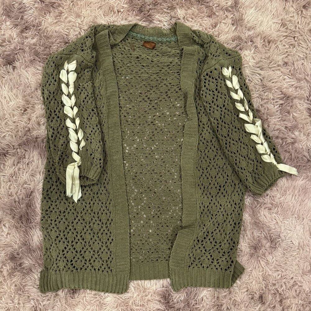 Chunky Olive Green Cardigan with Cream Ribbon Sleeves
